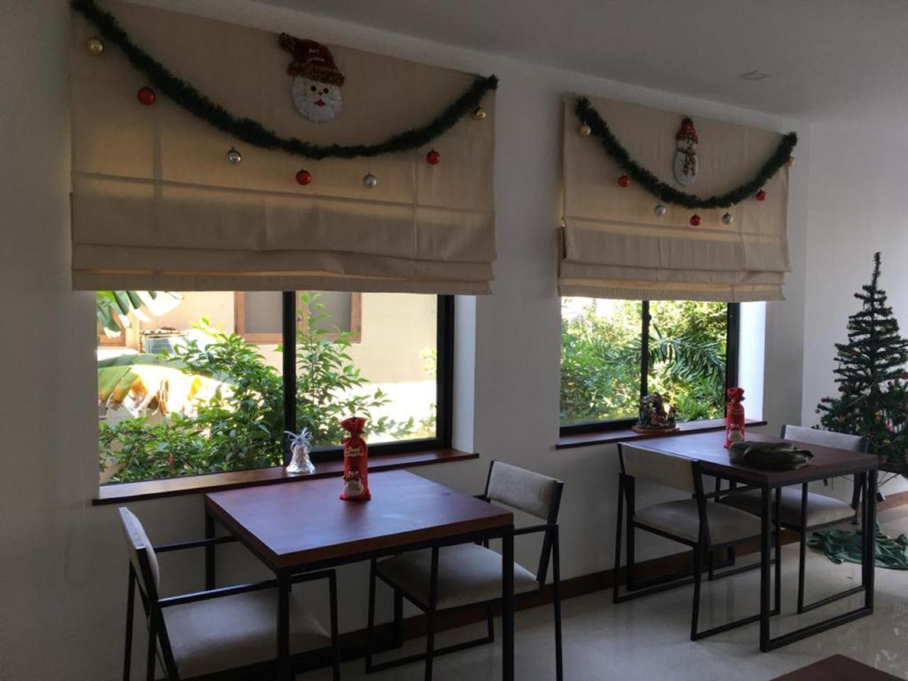 Visakha 6 Hotel Kolombo Bagian luar foto